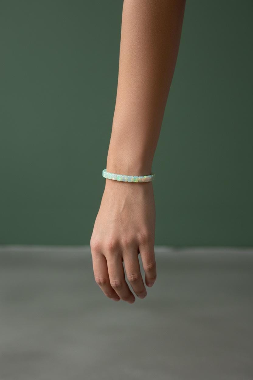 Opal Cube Bracelet – Iridescent Gemstone Jewelry – Synthetisch Opaal Armband – Handmade Minimalist Gift— lab grown